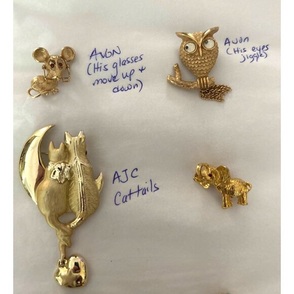 Bundle of 12 Vintage Animal And Miscellaneous Brooches/Pins - Picture 2 of 13